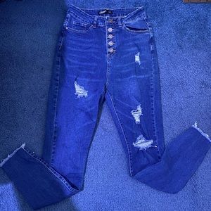 High waisted ripped jeans